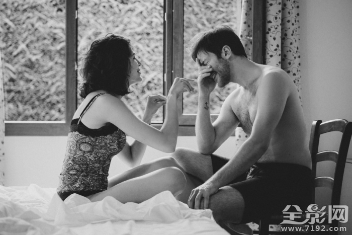 情侣怎么撒狗粮- 情侣秀恩爱撒狗粮视频怎么拍