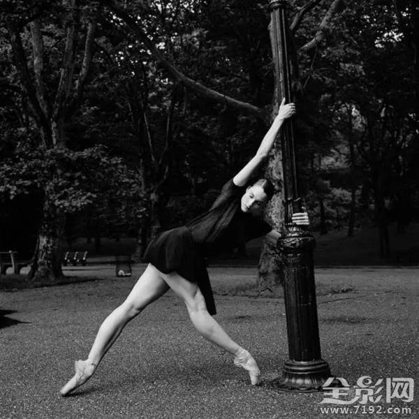 摄影师镜头下的舞者之美是什么 摄影舞蹈动作图1