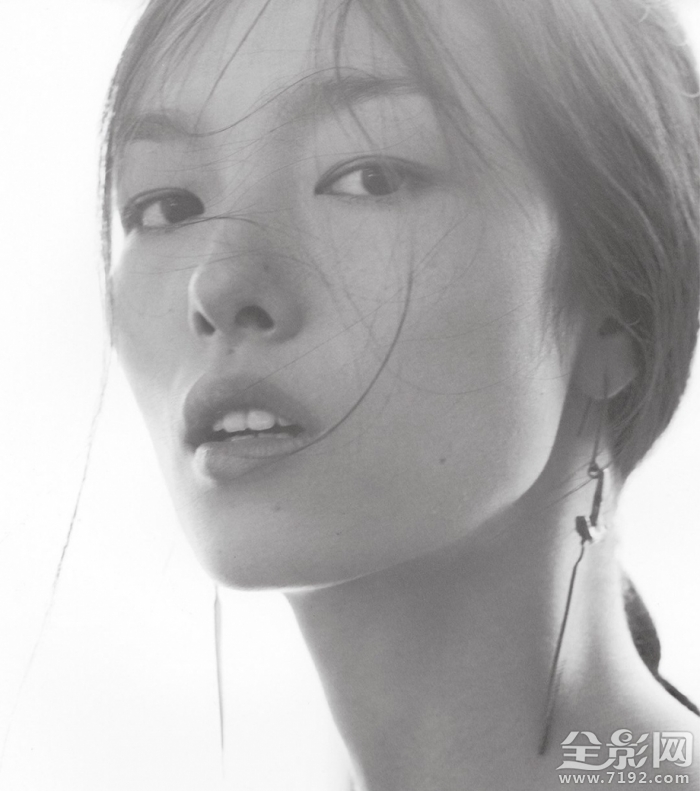 valentino2020春夏秀场 valentino2022春夏图3