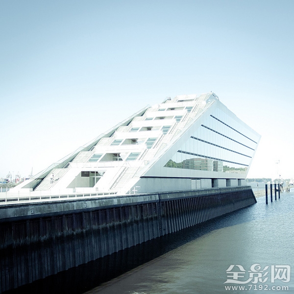 色彩构成建筑配色 色彩构成城市印象手绘