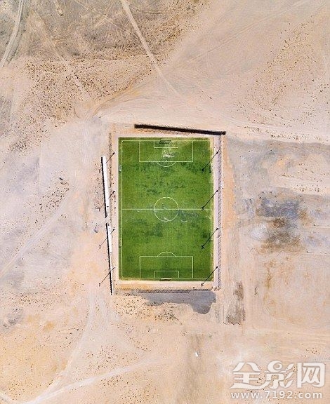 波兰摄影师航拍中东美景视频 波兰求中东历史图3