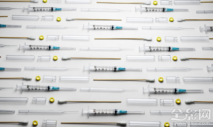 用身边小物创造优秀摄影作品的好处 身边的小物品创意画课件图2