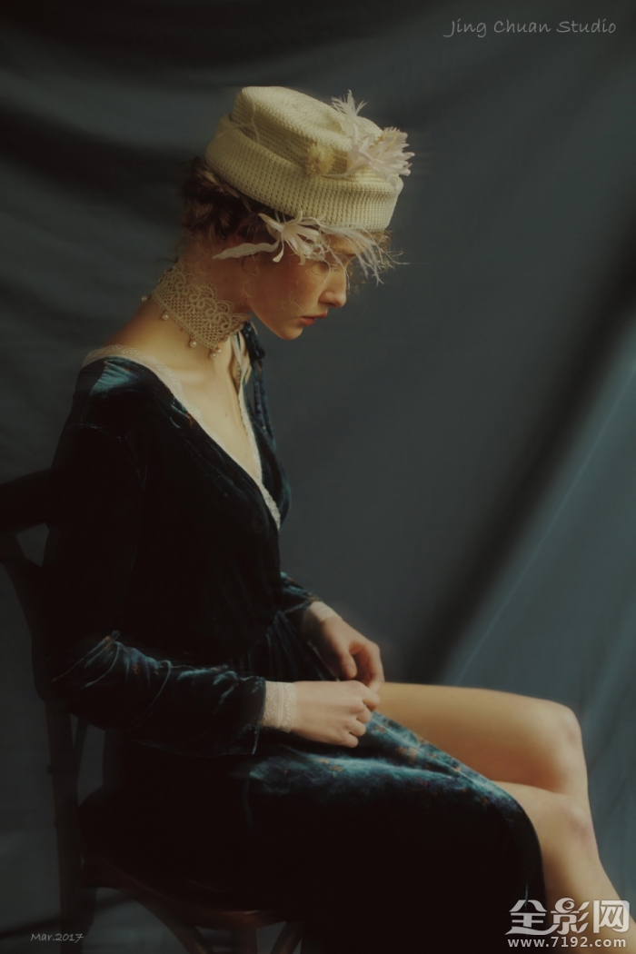 月亮花园歌曲 花园月亮门造型图案大全