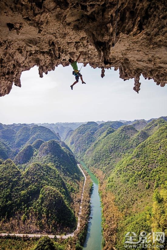 摄影师视角看特朗普遇袭反应 摄影师模拟图2