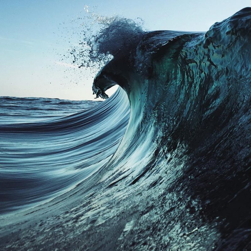 从海浪内部拍摄海浪是什么样子呢-超震撼的 海浪拍摄技巧