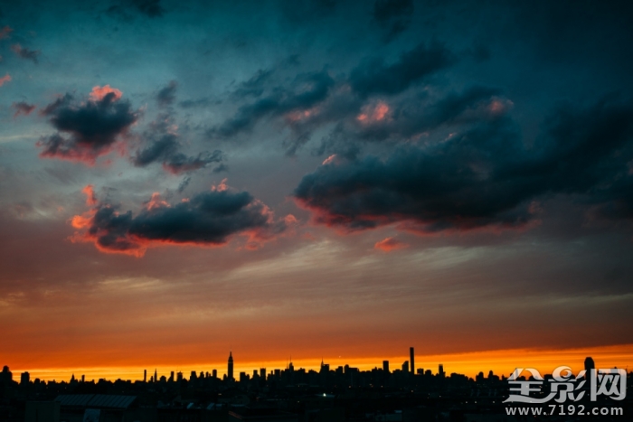 日落黄昏时 日落黄昏的诗句