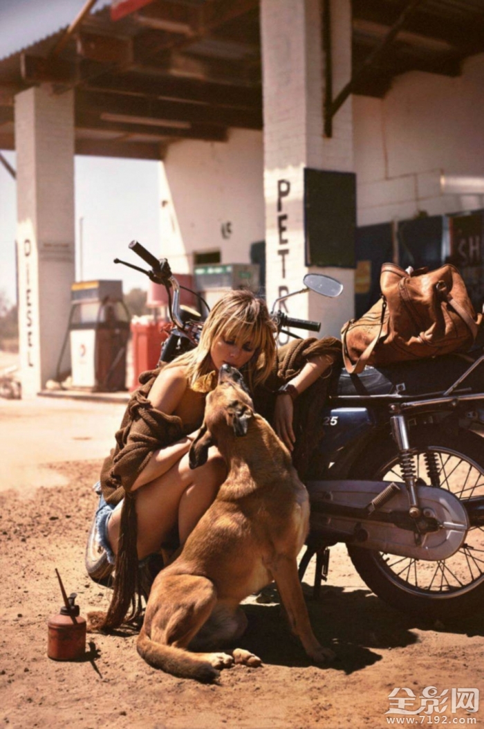 vogue巴黎女孩 巴黎时装杂志