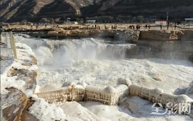 黄河壶口瀑布冰瀑 黄河壶口瀑布现冰挂美景图图3