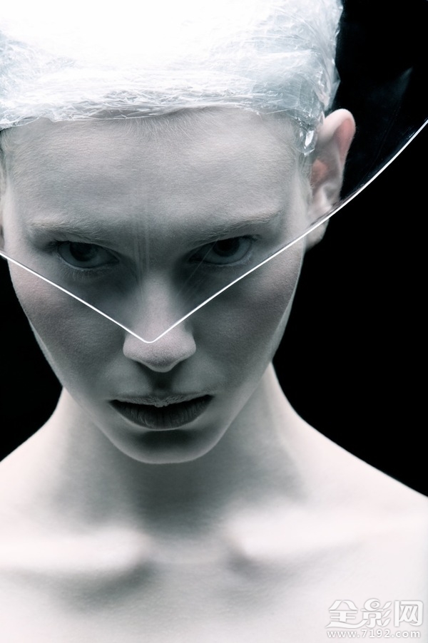 现代感十足的时尚摄影作品 现代时尚照片图2