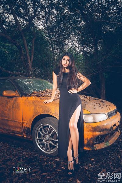 《寂静林》人像摄影图片 寂静森林图片