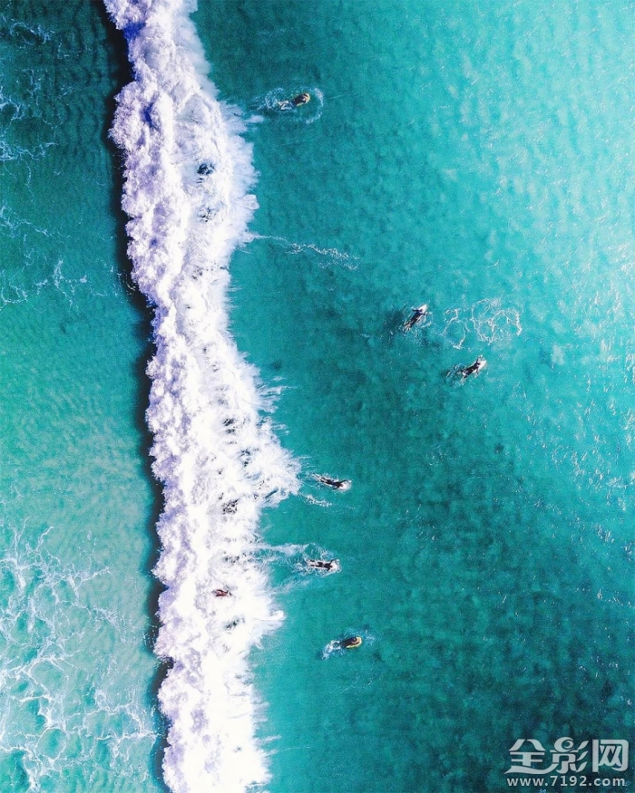 无人机航拍澳大利亚最大军舰-搭载F-35可变身真航母 澳洲无人机入境规定