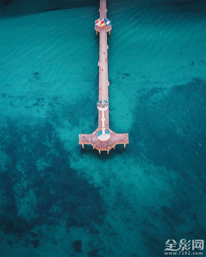 无人机航拍澳大利亚最大军舰-搭载F-35可变身真航母 澳洲无人机入境规定