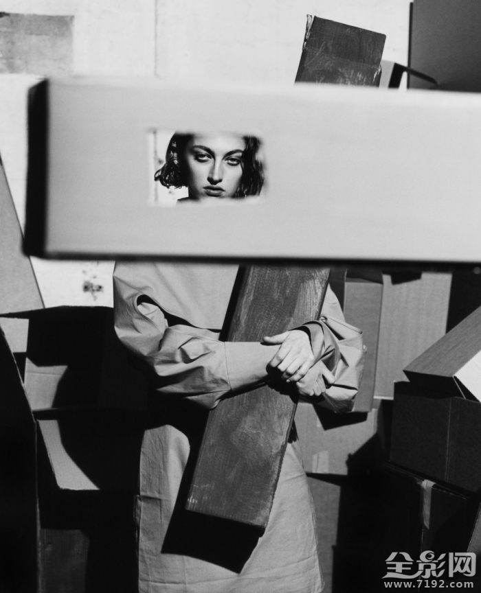 英国版vogue杂志 英国vogue主编alex