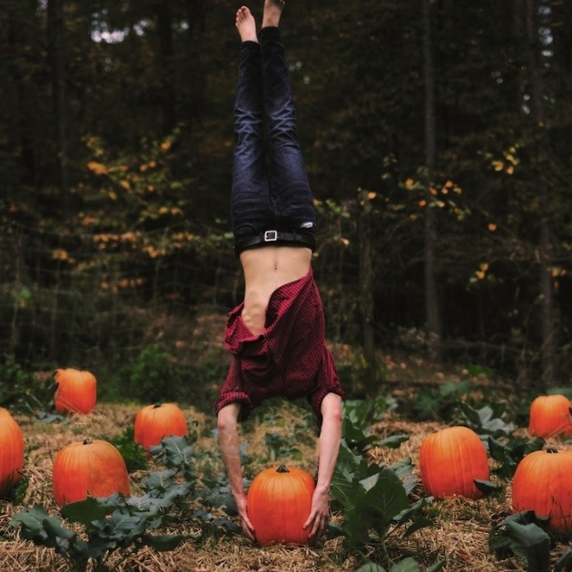 我已经十七岁了 我是个十七岁的小男孩