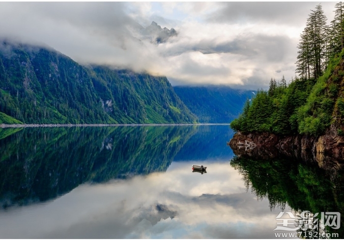沉醉在宛若仙境的风光里是什么歌 沉醉在风景中