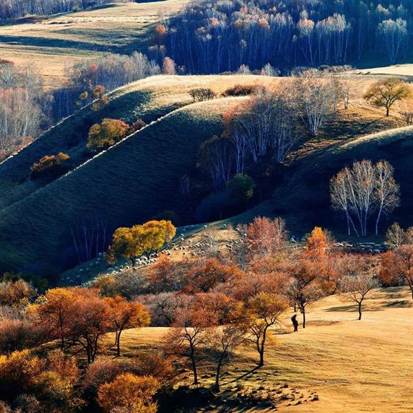 即将步入九月,你准备去哪儿拍照呢英语 九月去哪里旅行最合适图1