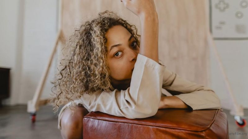 女士人像拍摄动作 女生 拍照 姿势