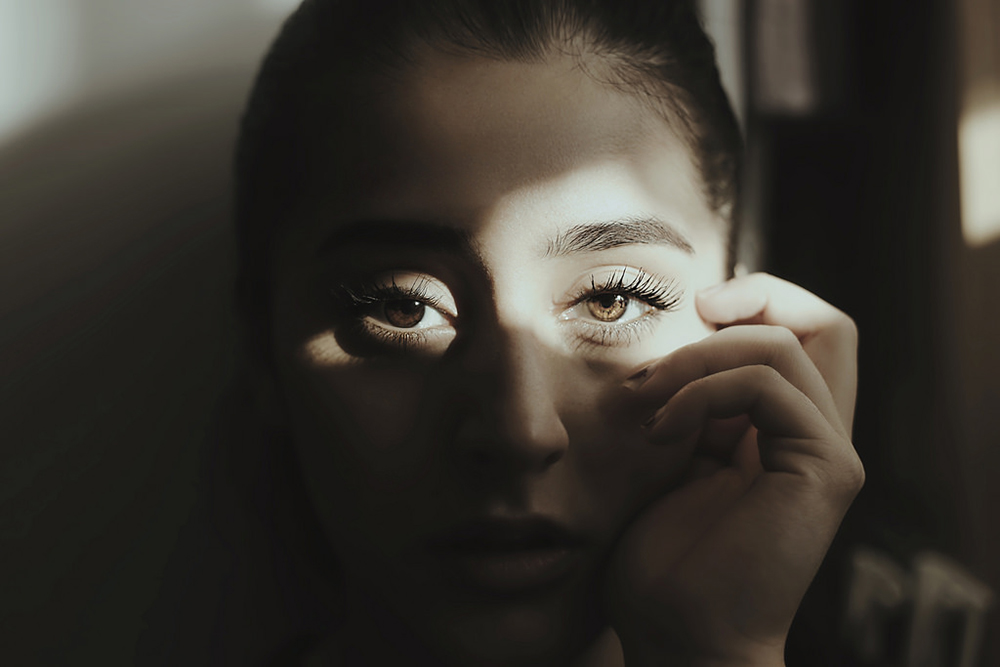 如何自拍自然一些 如何自拍才好看的技巧