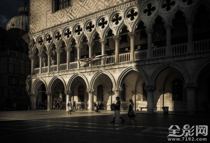 威尼斯棋牌官网最新 威尼斯介绍图2