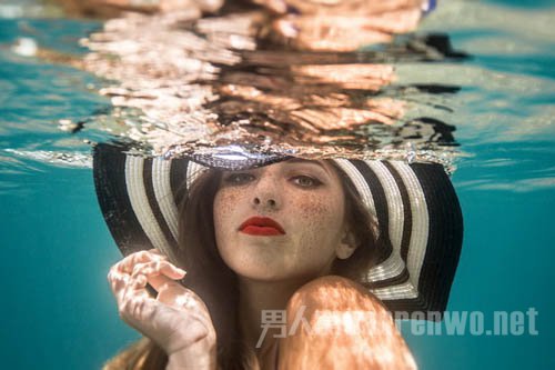 10个心得让你学会拍摄水底人像作文 水底怎么拍摄图2