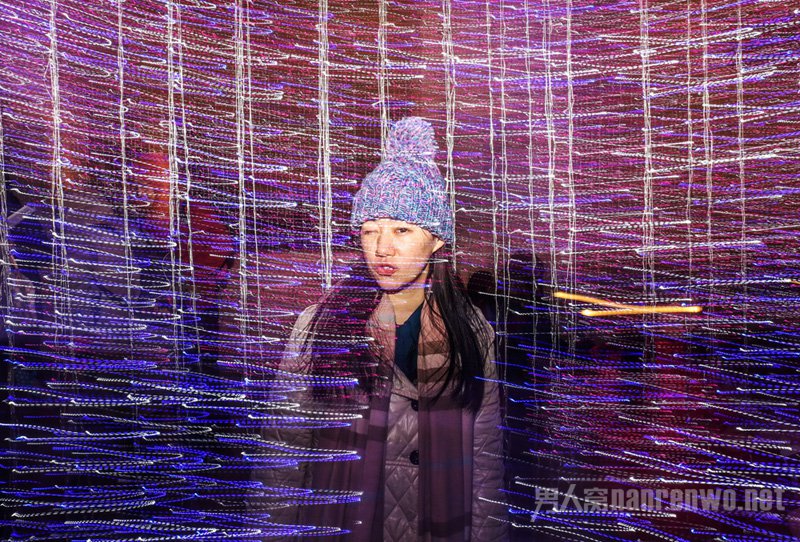 三种摄影技巧轻松搞定灯光流星雨的方法 流星雨闪光灯