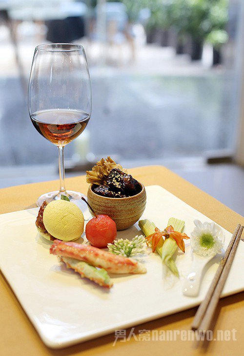 摄影入门镜头怎么选 新手入门镜头的选择