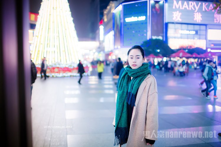 冬天夜景人像图片 冬天夜景视频无水印