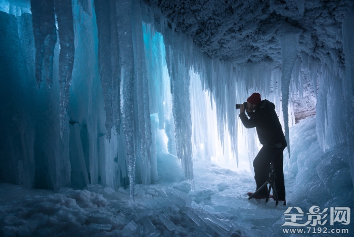 水中探秘加拿大冰湖 我想看加拿大瀑布图2