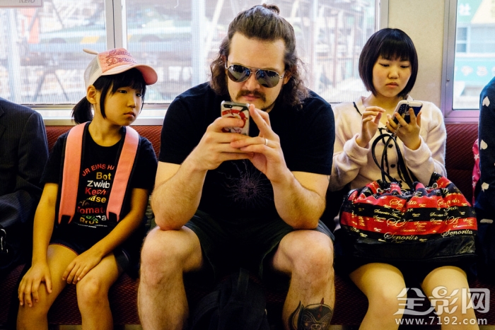 日本街头遇到的搞怪奇葩瞬间视频 日本街头搞笑视频图1