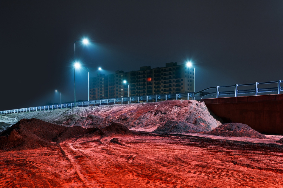 嘈杂中的一丝宁静 嘈杂声中仍然有安静的灵魂