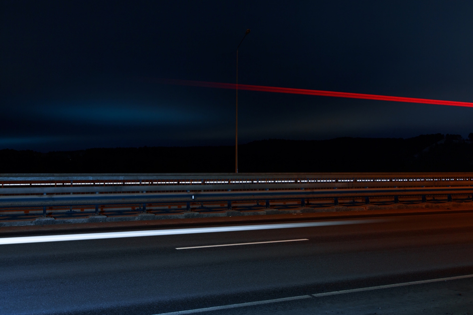 嘈杂中的一丝宁静 嘈杂声中仍然有安静的灵魂图3