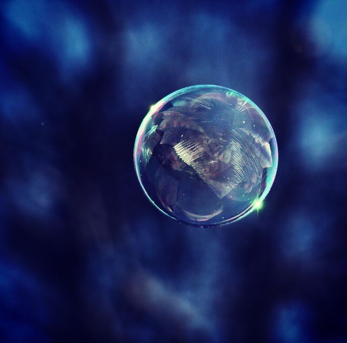 晶莹的小泡泡 晶晶莹剔透是什么意思-图1