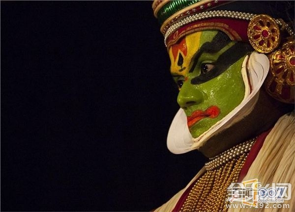 川剧变脸的颜色代表什么心情 川剧变脸插画