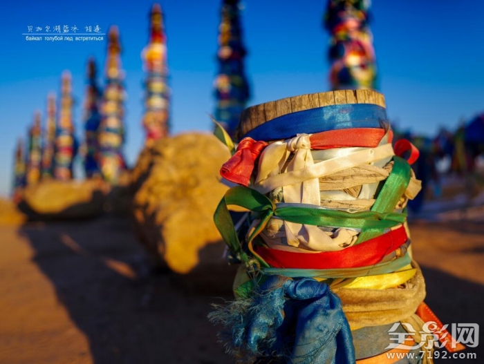 贝加尔湖的蓝冰之旅 贝加尔湖兰冰