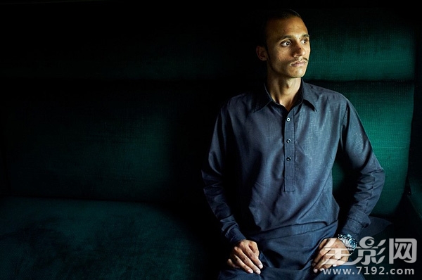 巴基斯坦火车上神态迥异的人们视频 巴基斯坦火车视频