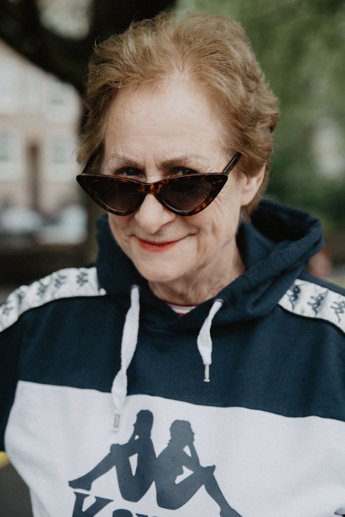 爷爷奶奶设计发型 爷爷奶奶服装