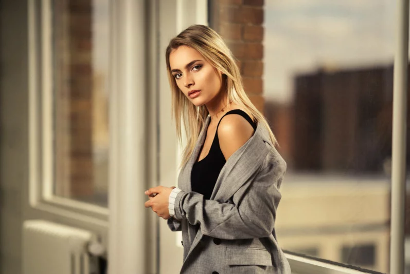 闪光灯vs自然光,你选哪个好 闪光灯和自然光的区别