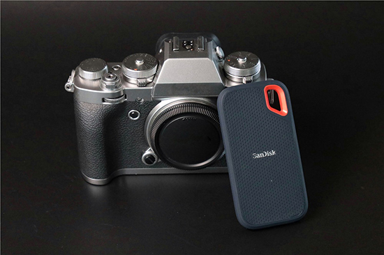 闪迪至尊极速移动存储卡 闪迪固态移动硬盘测评图3