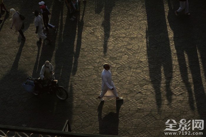 日落家园阅读理解答案 日落家园是真人秀吗