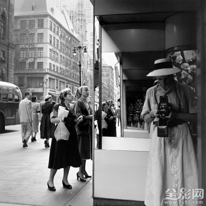 薇薇安迈尔一位摄影师的今生 薇薇安迈尔摄影集