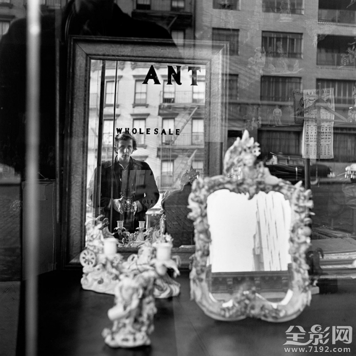 薇薇安迈尔一位摄影师的今生 薇薇安迈尔摄影集