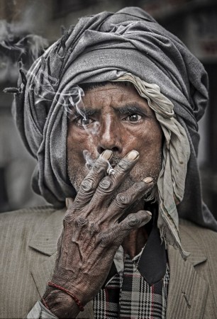 意大利摄影师拍印度贫民众生相的电影 意大利摄影师jure