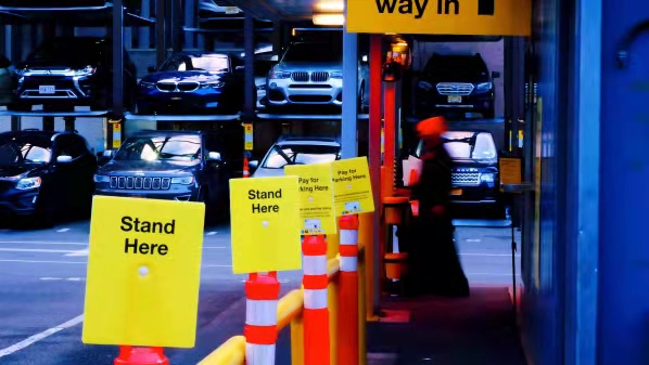 什么叫注目礼- 注目礼的标准姿势图片