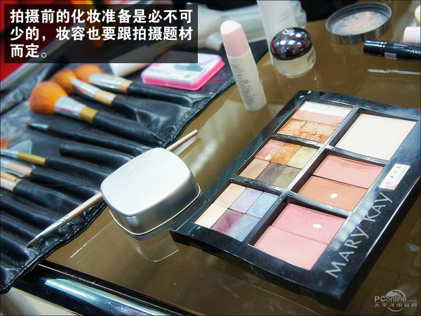 摄影师拍照流程 摄影师拍照时的照片