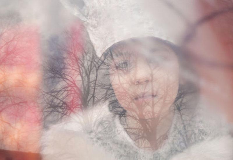 把女儿拍成了世界名画 把女儿打扮成妈妈喜欢的样子