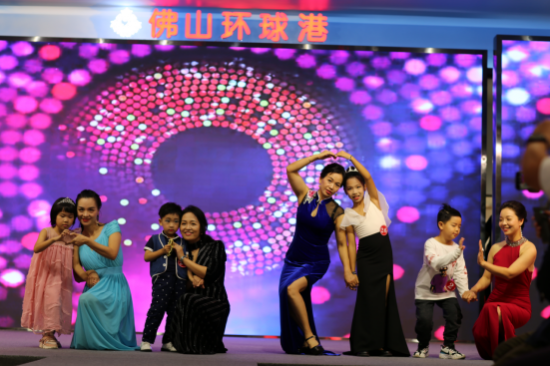 最美妈妈大赛开始啦! 最美妈妈选手描述