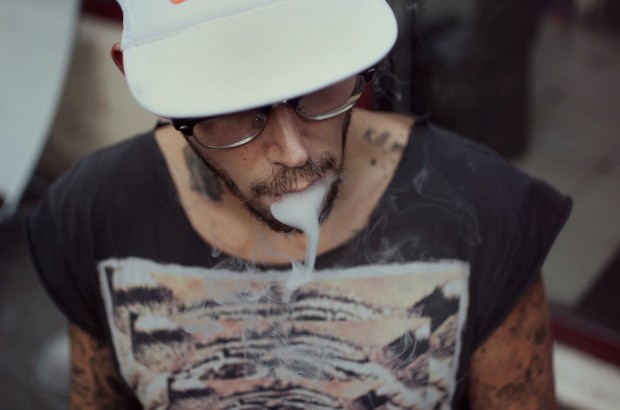 巴黎时装街拍 巴黎街头穿搭图2