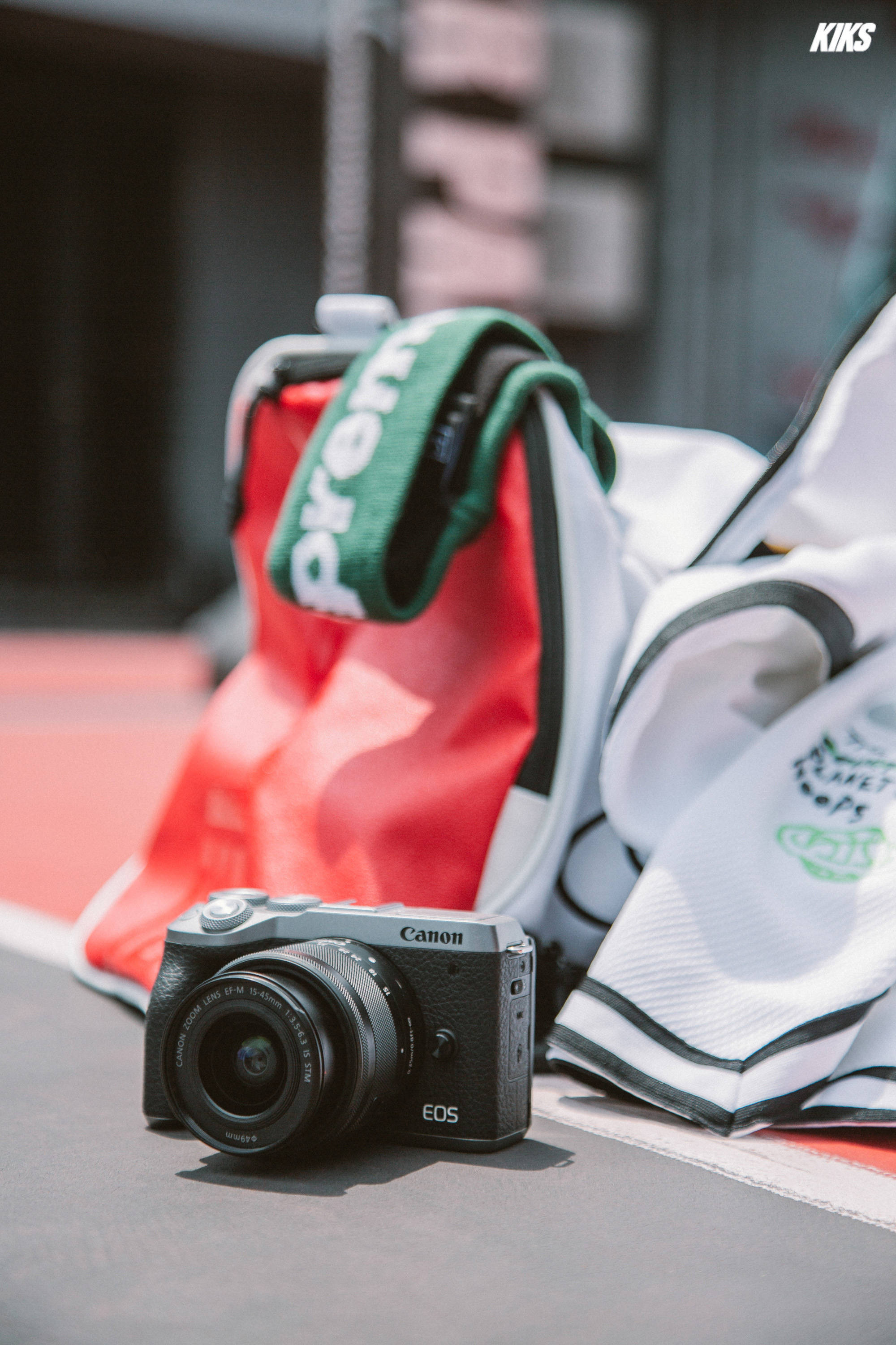 街头篮球场照片 街头篮球场地图片